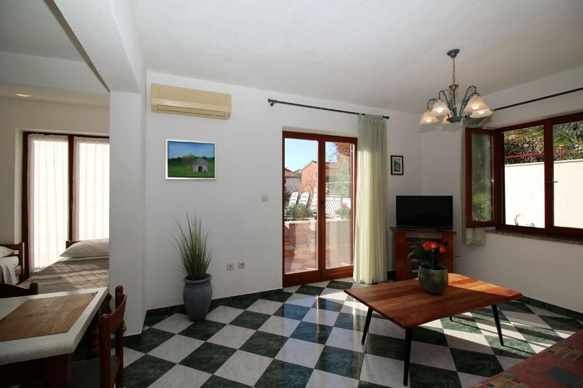 Apartments With A Parking Space Rabac, Labin - 7429 Exterior foto