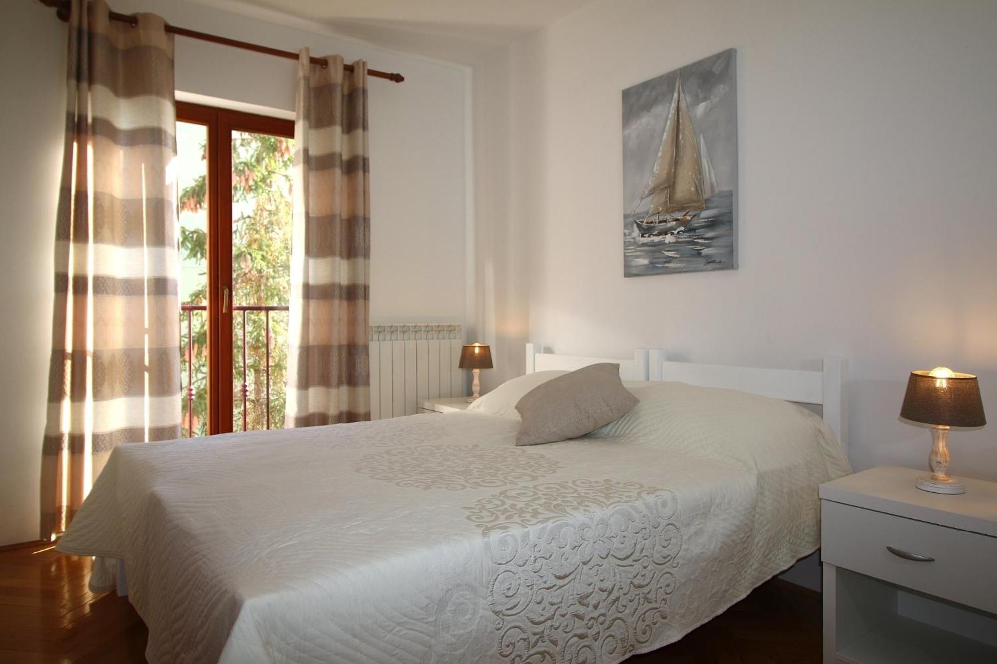 Apartments With A Parking Space Rabac, Labin - 7429 Zimmer foto